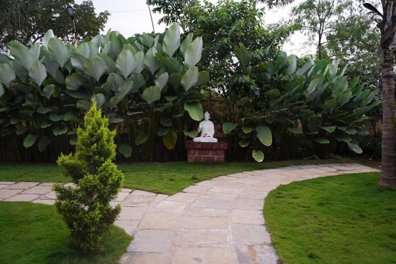 Vita Farms Titwala Buitenkant foto